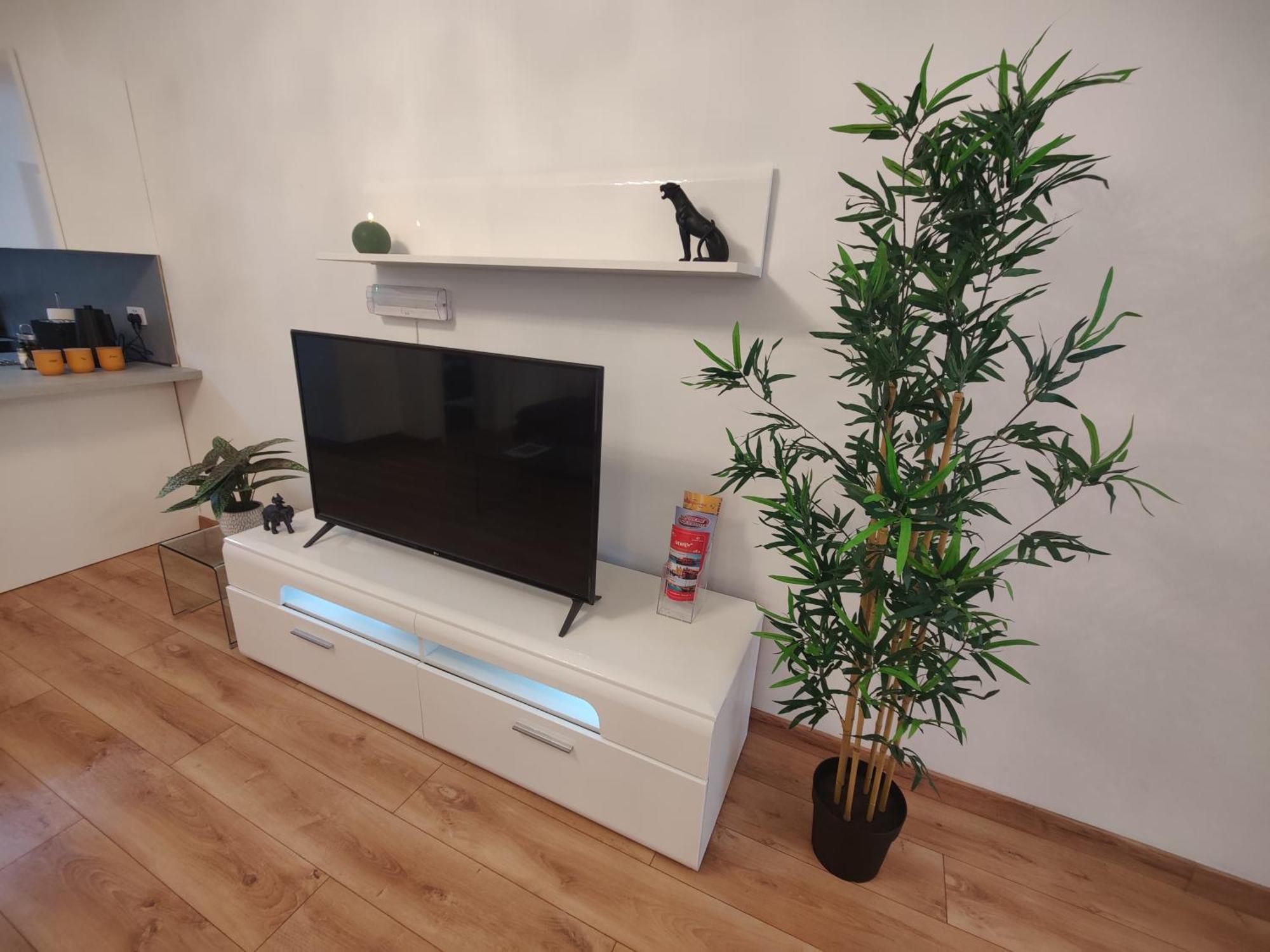 Central Modern Sliema 2 Bedroom Apartment Екстер'єр фото